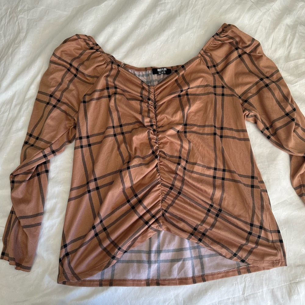Women top color brown
